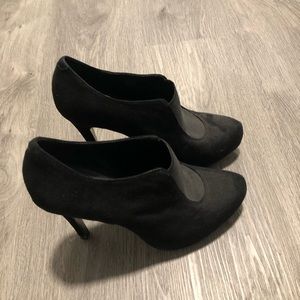 BCBG black Suede booties